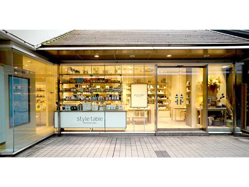 リアル店舗は東京都内に２店舗。１０月１日には都内・日本橋に３店目をオープン予定